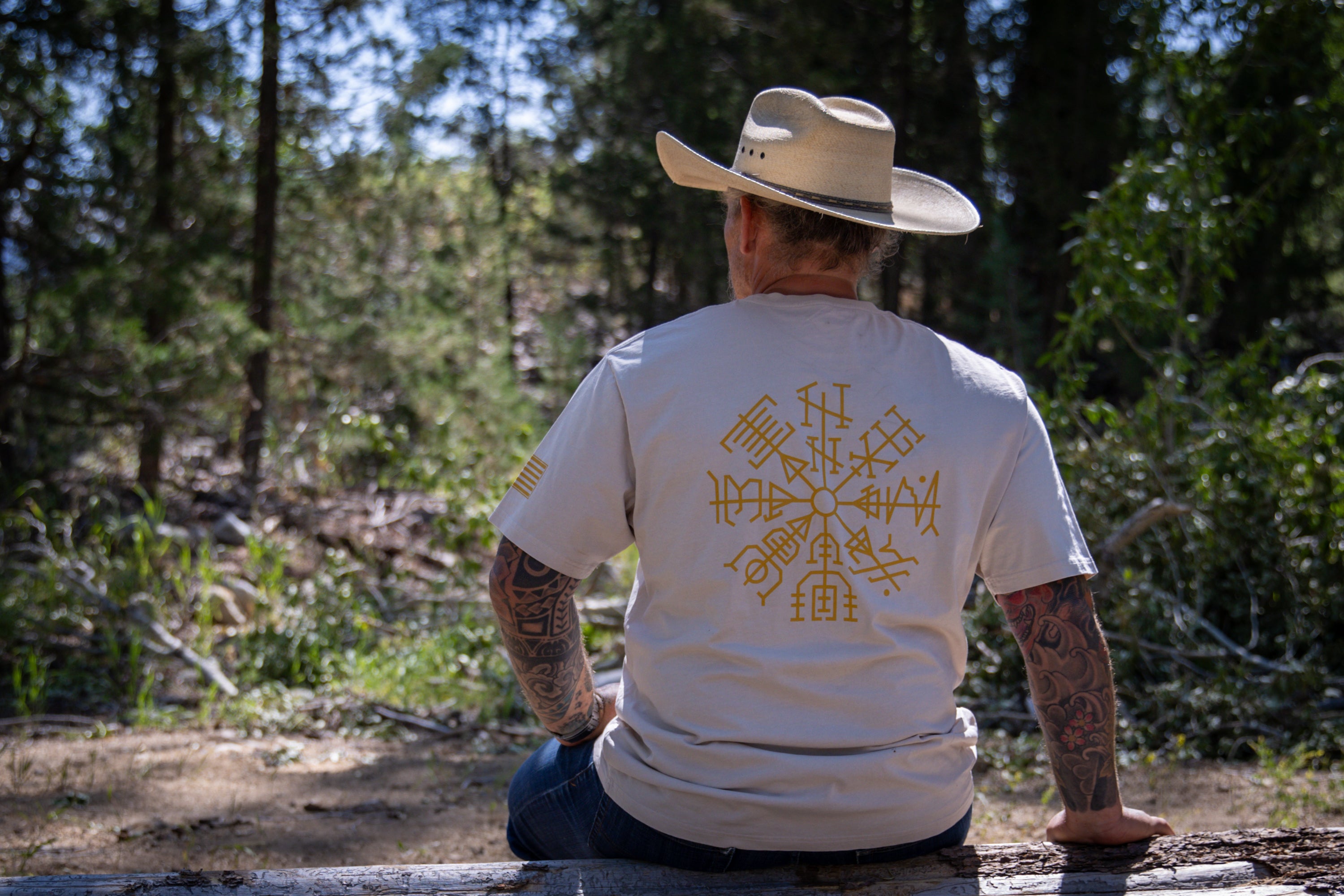 2025 Exclusive - Men's HH Compass T-Shirt